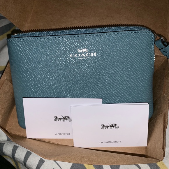 Coach Wristlet - Picture 2 of 5